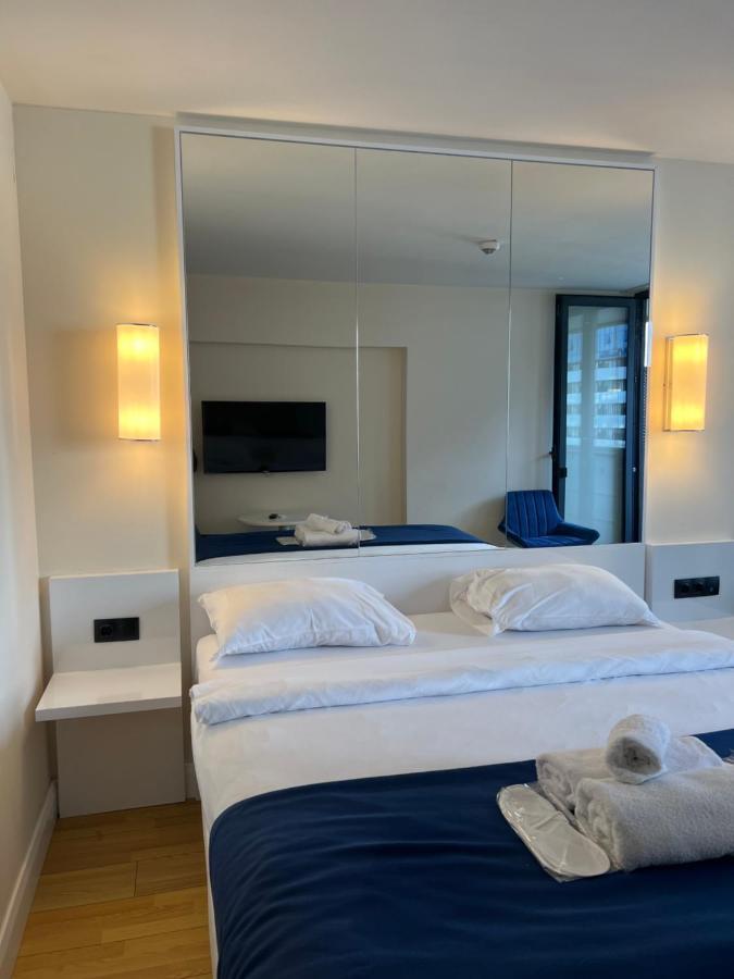 Orbi City Aparthotel Black Sea View Batumi Exteriör bild