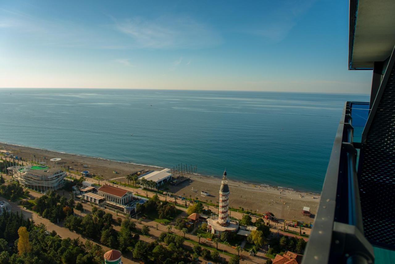 Orbi City Aparthotel Black Sea View Batumi Exteriör bild