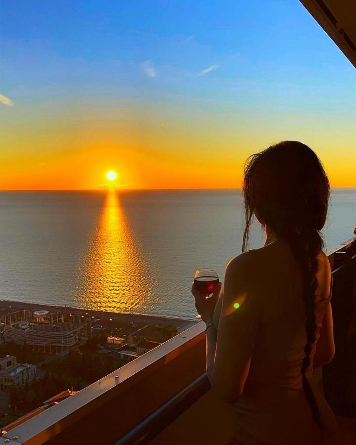 Orbi City Aparthotel Black Sea View Batumi Exteriör bild