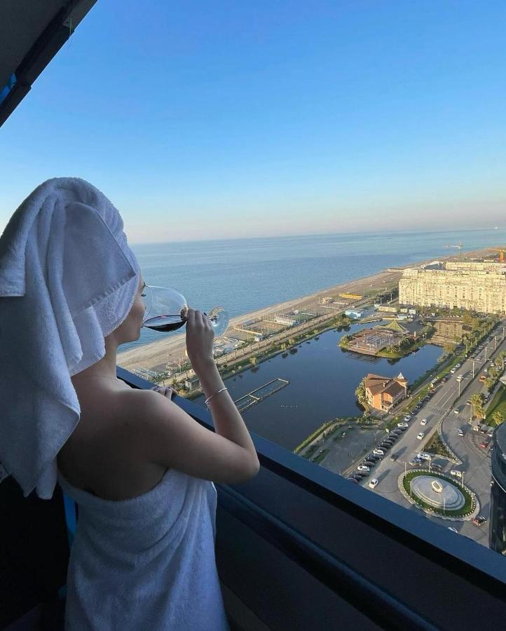 Orbi City Aparthotel Black Sea View Batumi Exteriör bild